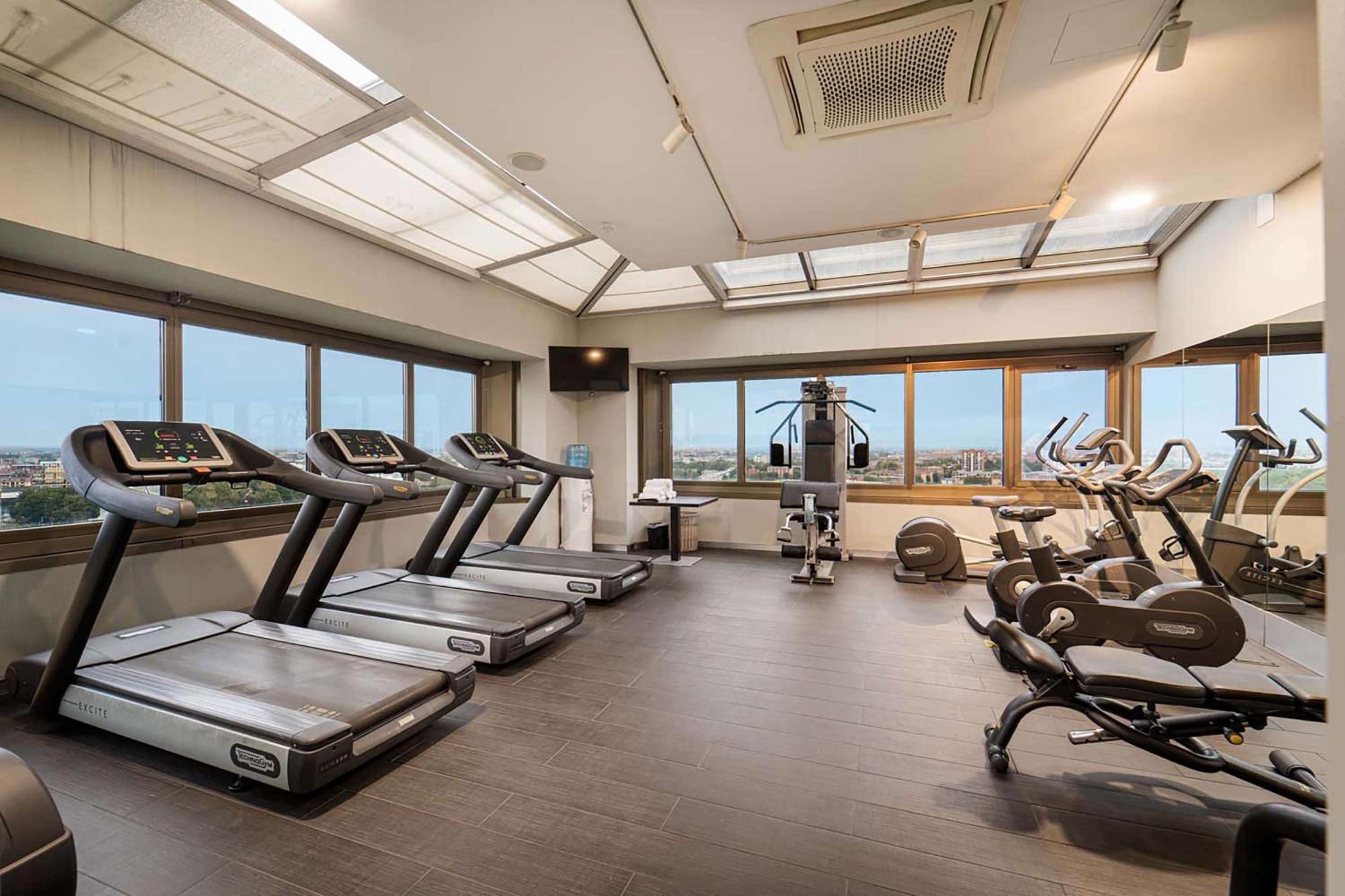 Best Western Plus The Hub Hotel Μιλάνο Εξωτερικό φωτογραφία
